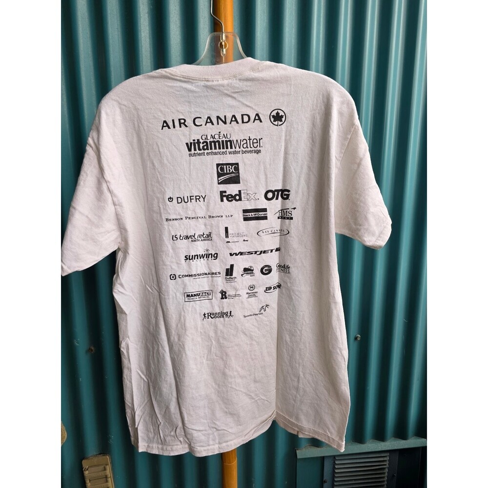 Gildan T-Shirt Men's White Large L Toronto Pearson Runway Run 2016 Cotton - Picture 5 of 6